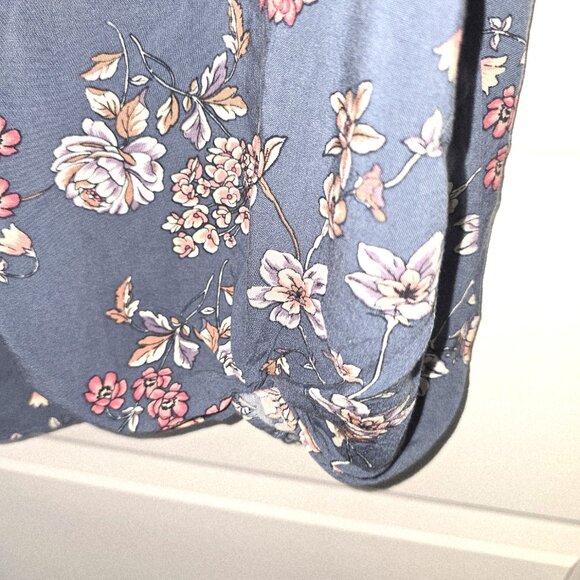 Bobeau Cold Shoulder Blouse - Picture 3 of 5